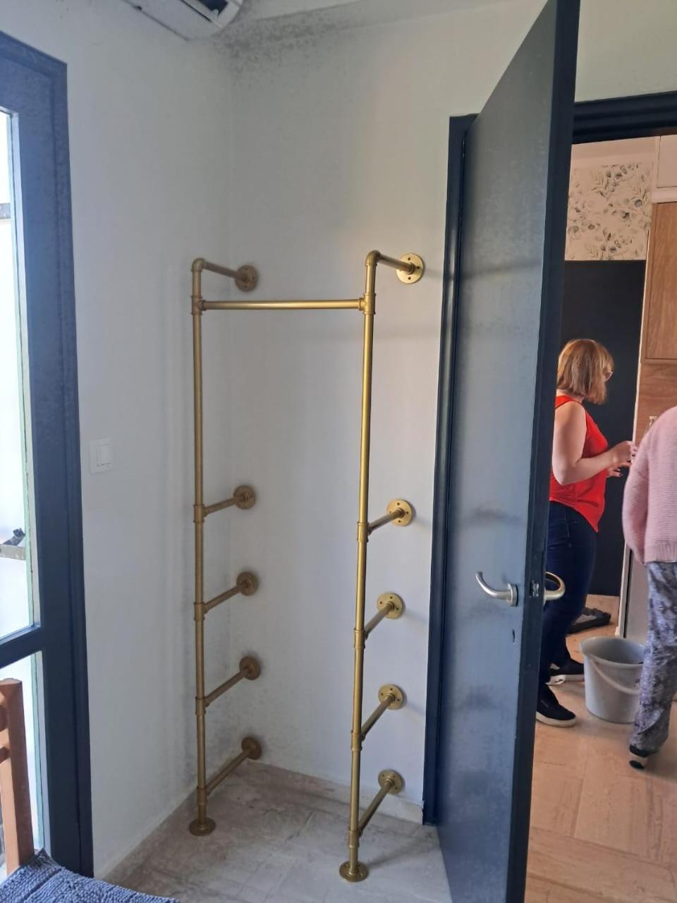 Erodios Apartments Каливес Екстериор снимка