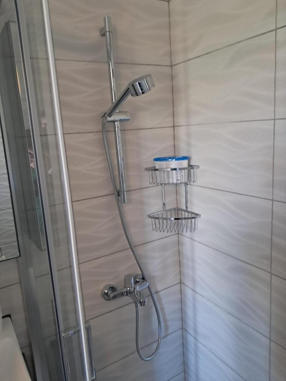 Erodios Apartments Каливес Екстериор снимка